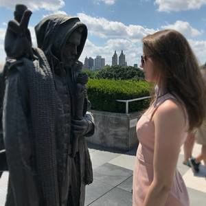 Meet your Posher, Emily